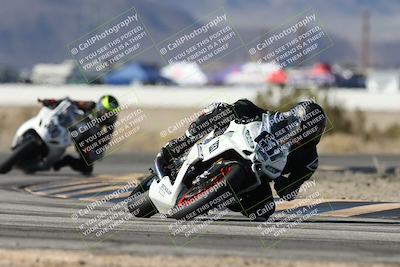 media/Dec-07-2025-CVMA (Sun) [[3e7d2de5dc]]/Race 7-Formula Lightweight Twins Shootout/